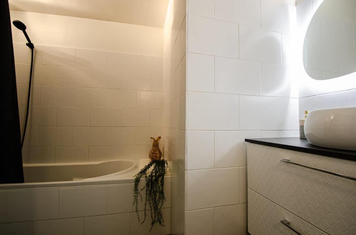 Casamea - Apt Spacieux, Clim, Famille & Cabane Аяччо Экстерьер фото